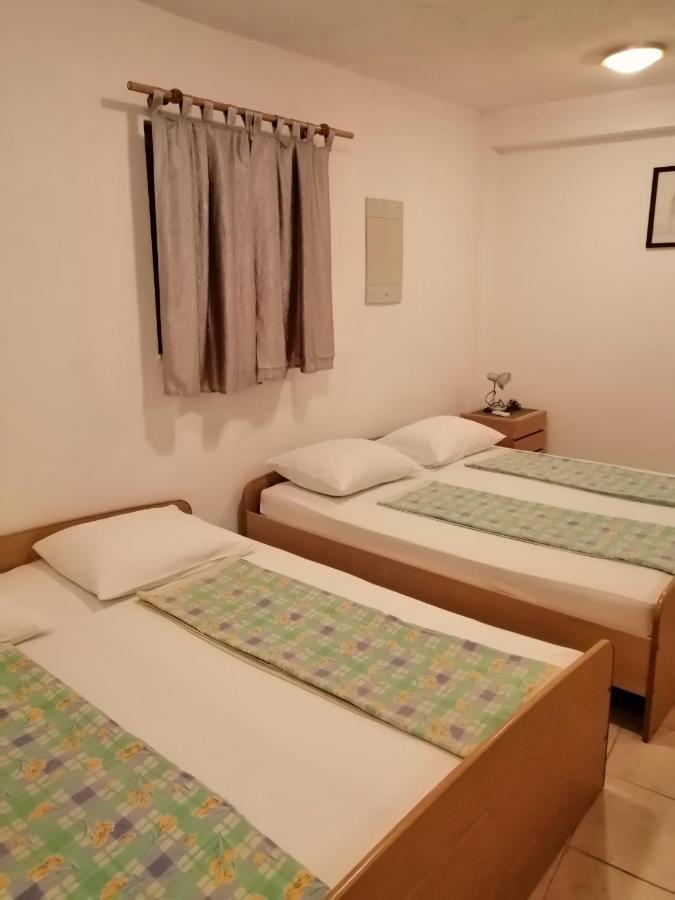 Studio Apartmani Marinella Baška Voda Cameră foto