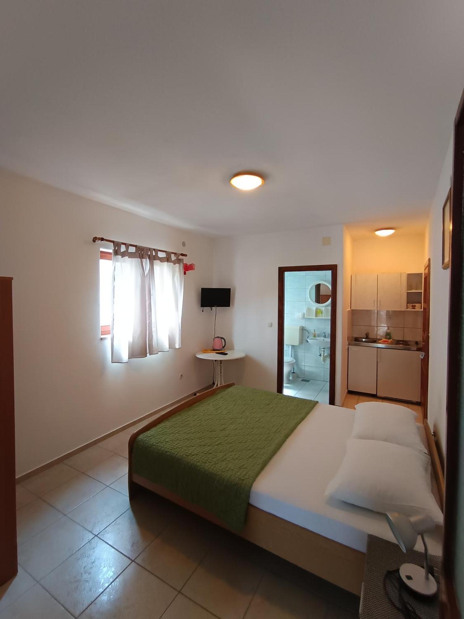 Studio Apartmani Marinella Baška Voda Cameră foto